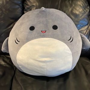 Squishmallow Gordon the Shark 16 inch and Edward the eagle 8 inch